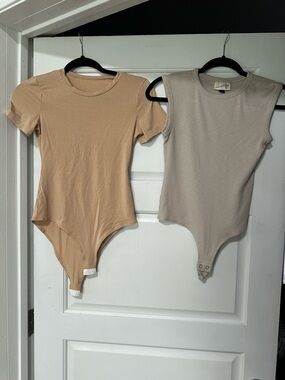 Universal Thread Beige Ribbed Crewneck Bodysuit